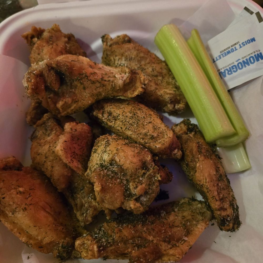 CrowBar - Wings - Cocktail Bars Near Me - Saint Paul, Minnesota
