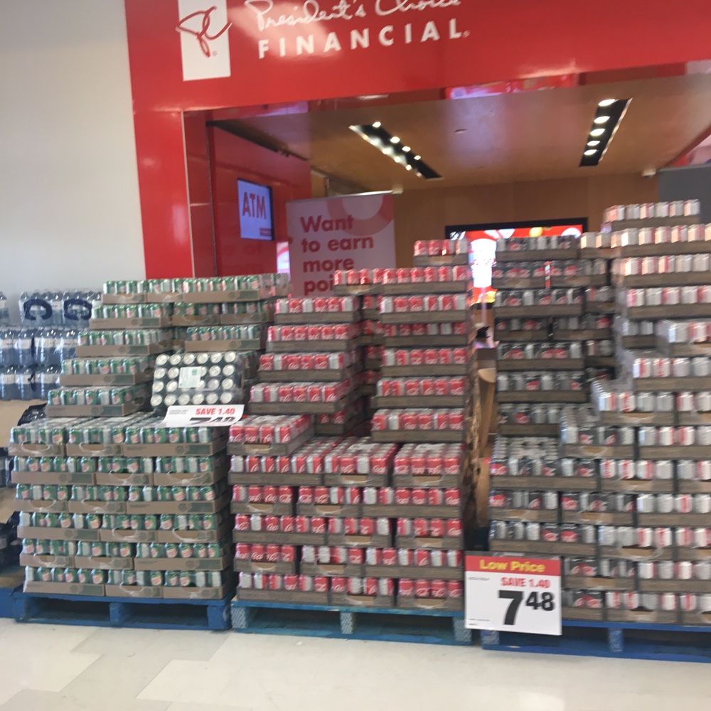 Metro - stacks of phones on pallets in a store - Grocery Near Me - Brampton, Ontario Metro - stacks of phones on pallets in a store - Grocery Near Me - Brampton, Ontario