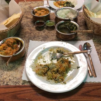 Nepali Chulo - Saag aloo, chicken vindaloo, Paneer Tikka Masala and naan bread - Indian Near Me - West Valley City, Utah Nepali Chulo - Saag aloo, chicken vindaloo, Paneer Tikka Masala and naan bread - Indian Near Me - West Valley City, Utah
