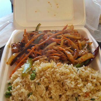 China Wan Wan - Spicy garlic chicken with fried rice - Chinese Near Me - Henderson, Nevada