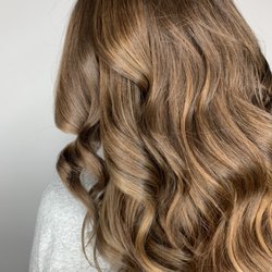 Amanda @ Vibe Salon - Honey balayage