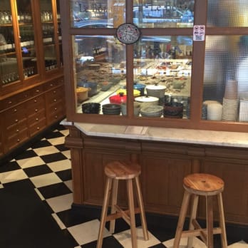 Le Botaniste - Cute entrance - Wine Bars Near Me - New York, New York Le Botaniste - Cute entrance - Wine Bars Near Me - New York, New York