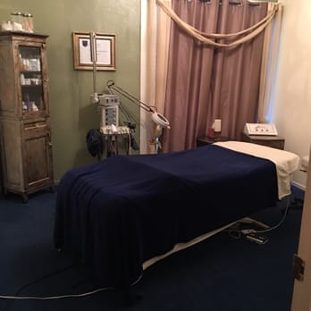 Plush Esthetics by Mandy K - Big relaxing room - Skin Care Near Me - Saratoga, California