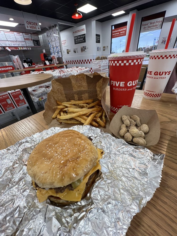 FIVE GUYS KERNERSVILLE Updated September 2024 10 Photos & 15