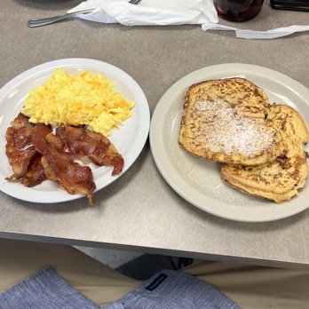 Sea Glass Cafe - French toast Combo - Cafes Near Me - New Bern, North Carolina
