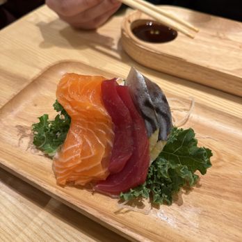 Akino - Sushi Bars Near Me - Flushing, New York