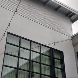 Tampa Armature Works - small courtyard to eat and hang