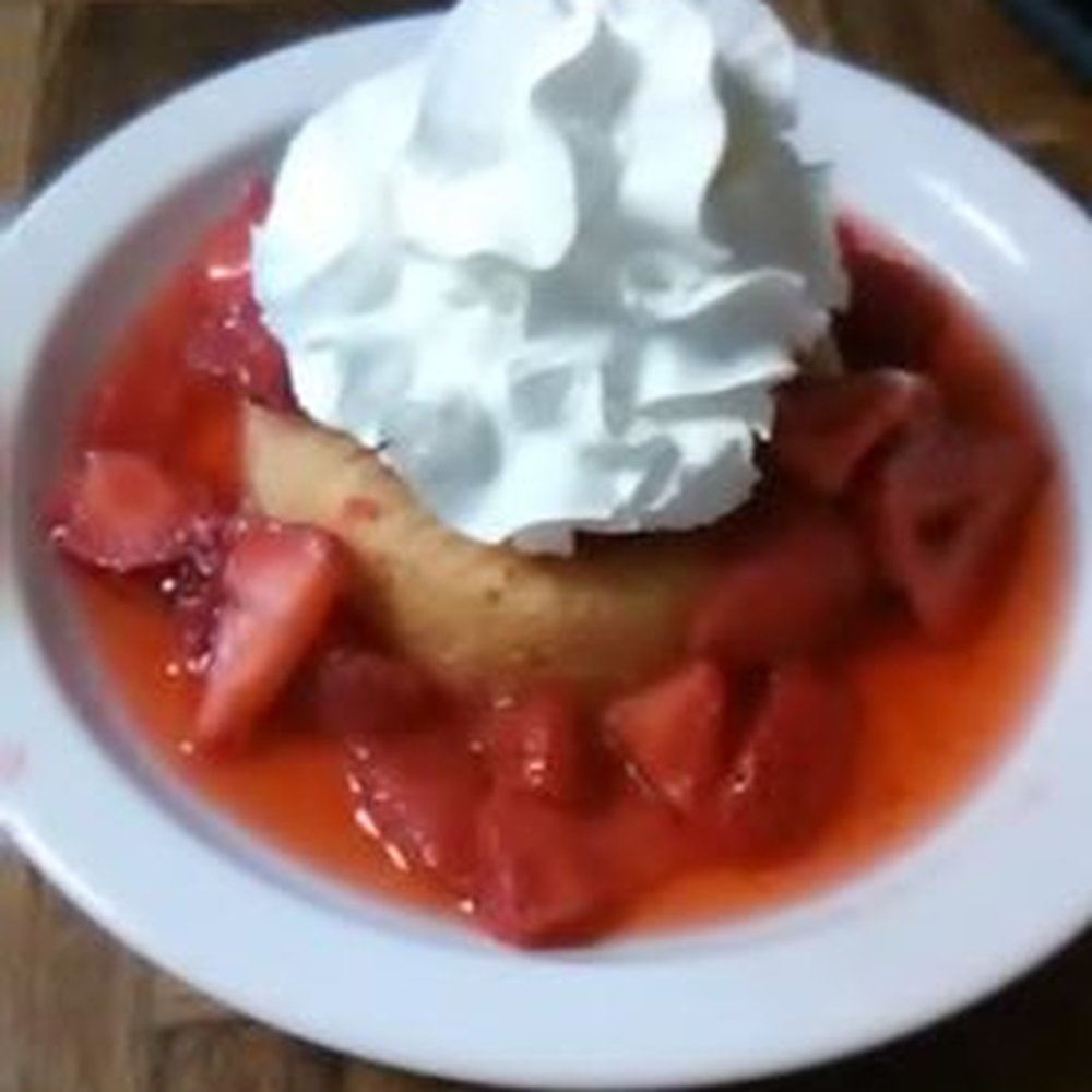 Evey's Cafe & Lounge - Strawberry Short cake, home made fresh sliced berries, smothered whipped cream.. - American Near Me - PE Ell, Washington