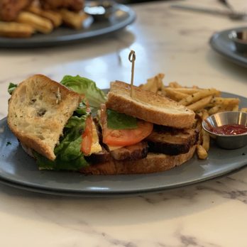 La Belle Vie Kitchen - Pork Belly BLT - French Near Me - Suwanee, Georgia La Belle Vie Kitchen - Pork Belly BLT - French Near Me - Suwanee, Georgia
