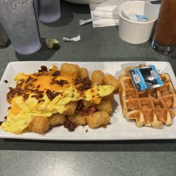 The Greene Turtle Sports Bar & Grille - Breakfast Scramble - Sports Bars Near Me - Baltimore, Maryland