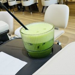 E’clat Nail - Have a hand-crafted iced matcha during your service - it's delicious!