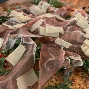 E Ke Pizza - Prosciutto 16" - Pizza Near Me - Atlanta, Georgia