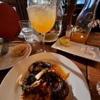 Barcelona Reston - Tapas/Small Plates Near Me - Reston, Virginia