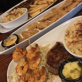 LongHorn Steakhouse - Steakhouses Near Me - Schaumburg, Illinois