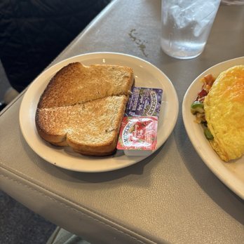 Briarfield Cafe - Rye Toast - Cafes Near Me - Maumee, Ohio