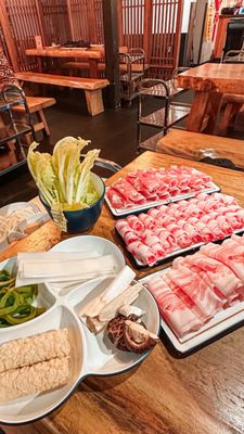 Liuyishou Hotpot by null