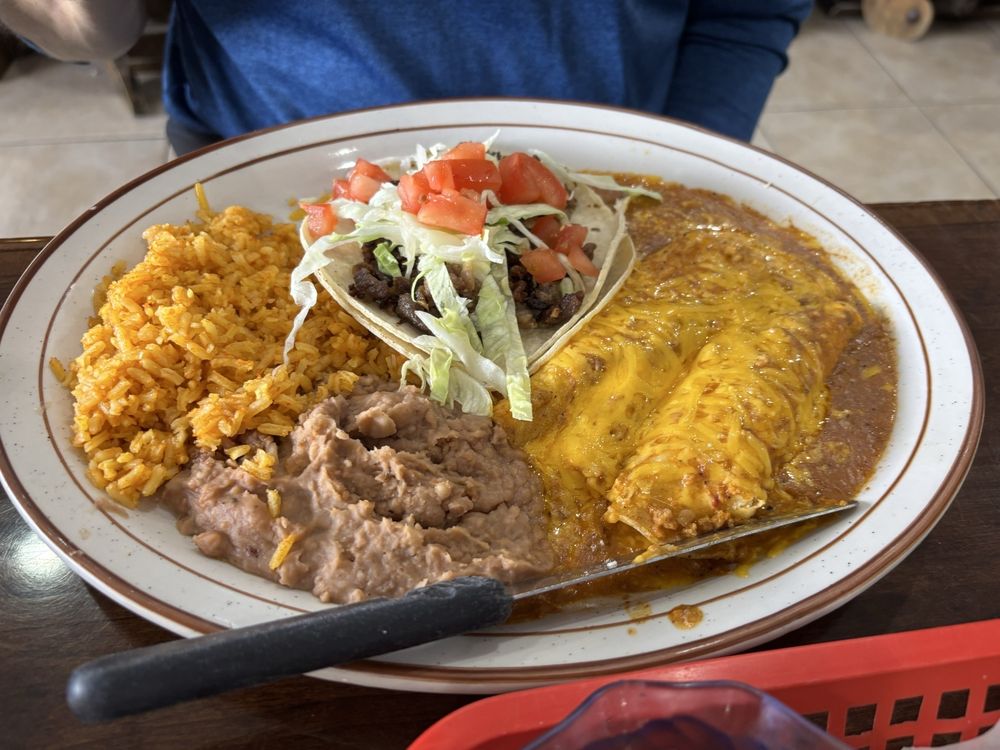 El Charro — Mexican restaurant in Robstown