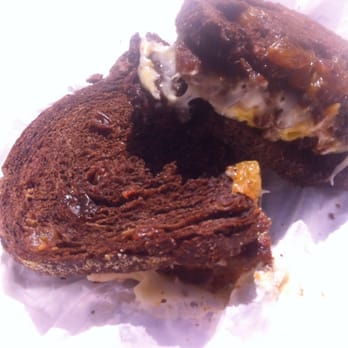 Country Deli - Sausage egg cheese on black bread with raisins - Delis Near Me - Media, Pennsylvania