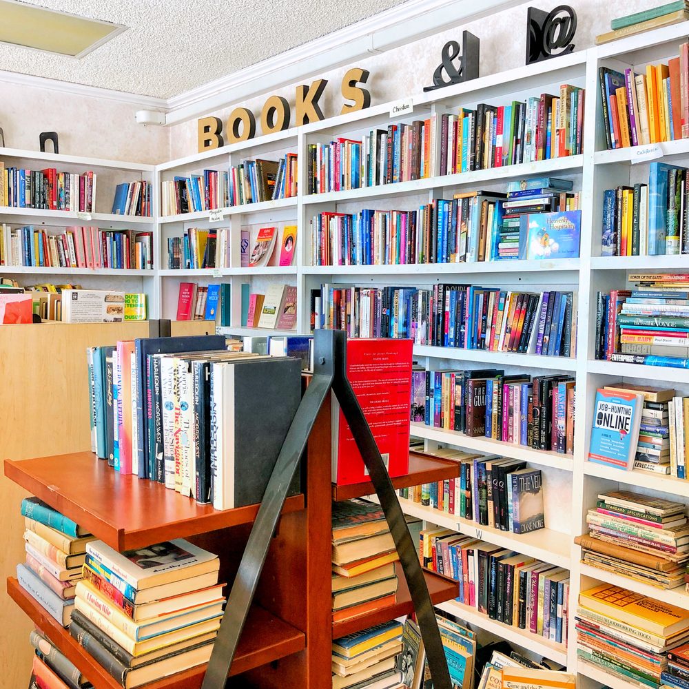 HART’S HAVEN USED BOOKSTORE Updated September 2024 15 Photos & 10