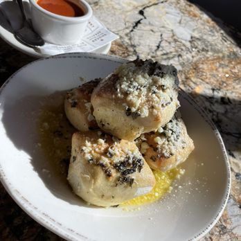 Tomatina - Tomatinas Signature Garlic Rolls - Italian Near Me - Roseville, California