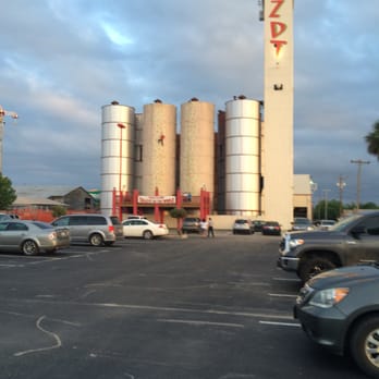 ZDT's Amusement Park - Kid climbing cool!!! - Amusement Parks Near Me - Seguin, Texas