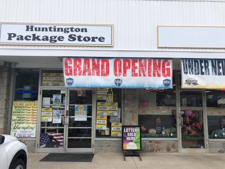 HUNTINGTON PACKAGE STORE Updated August 2024 54 Huntington Plz, Shelton, Connecticut Beer