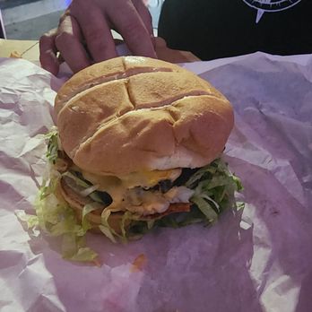 Theos Kitchen To Go - Americana Burger - Food Delivery Services Near Me - Tempe, Arizona