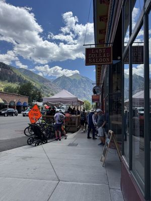 Brown Dog Pizza by null