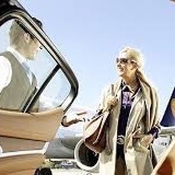 International Limousine Service - Chauffeurs trained to provide 1st class service.