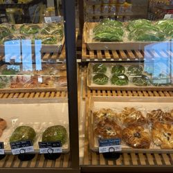 Le Monde Bakery & Cafe