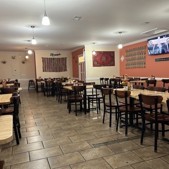 Roxys Restaurant - Dining area - American Near Me - Ridgeland, South Carolina Roxys Restaurant - Dining area - American Near Me - Ridgeland, South Carolina