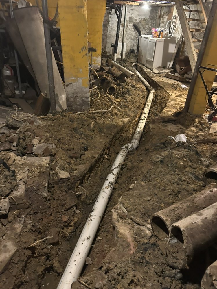 Slide of Kaleb's Kustom Plumbing