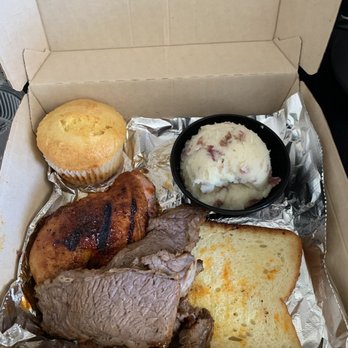Famous Dave's Bar-B-Que - To Go Only - 2 meat combo - Barbeque Near Me - Fairfield, California