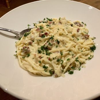 Pietro's - Spaghetti carbonara - not on the menu. I didn't like it. - Italian Near Me - Lodi, California