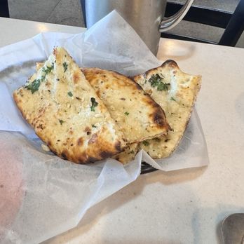 Tikka Masala Hut - Garlic naan - Indian Near Me - Oceanside, California
