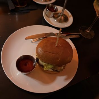 Off The Clock - Burger - Cocktail Bars Near Me - Lake Worth Beach, Florida
