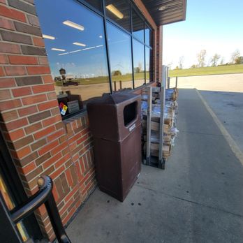 Casey's - Pizza Near Me - Forsyth, Illinois Casey's - Pizza Near Me - Forsyth, Illinois