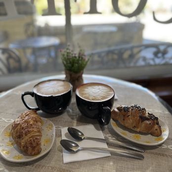 Vintage Cafe - Coffee & Tea Near Me - Schaumburg, Illinois