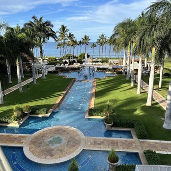 Ikena - View of the fountain - Buffets Near Me - Wailea-Makena, Hawaii Ikena - View of the fountain - Buffets Near Me - Wailea-Makena, Hawaii