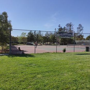 Houge Park - Tennis courts - Parks Near Me - San Jose, California Houge Park - Tennis courts - Parks Near Me - San Jose, California