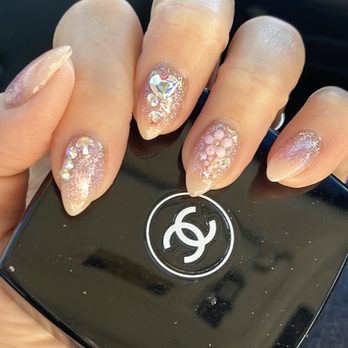 Organic Nail Bar - Nail Salons Near Me - Tustin, California