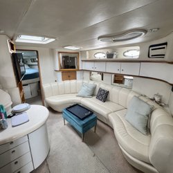San Diego Boat Cruise - Interior below deck