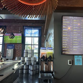 Smog City Brewing - Inside - Breweries Near Me - Glendora, California Smog City Brewing - Inside - Breweries Near Me - Glendora, California