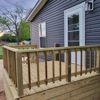 Arrowhead Home Sales - Side Door - Mobile Home Dealers Near Me - Paris, Tennessee Arrowhead Home Sales - Side Door - Mobile Home Dealers Near Me - Paris, Tennessee