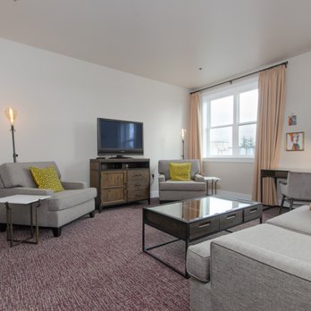 The Dundee - Hotels Near Me - Dundee, Oregon