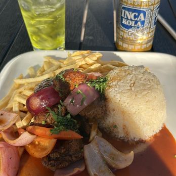 Pachamanka Authentic Peruvian Cuisine - Pollo Saltado and Golden Kola - AMAZING - Peruvian Near Me - Hollywood, Florida Pachamanka Authentic Peruvian Cuisine - Pollo Saltado and Golden Kola - AMAZING - Peruvian Near Me - Hollywood, Florida