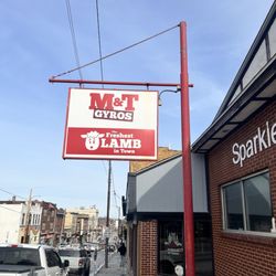 Mike and Tony's Gyros - Outside