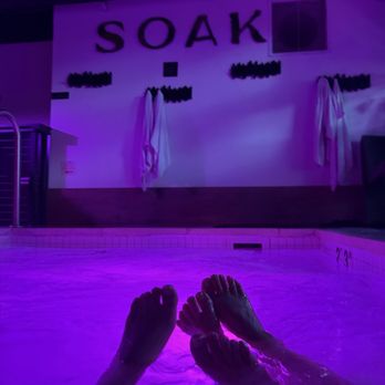 Soak & Sage - Hot Tub - Day Spas Near Me - Renton, Washington