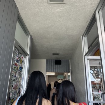 Banzai Bowls - indoor hallway - Juice Bars & Smoothies Near Me - Huntington Beach, California Banzai Bowls - indoor hallway - Juice Bars & Smoothies Near Me - Huntington Beach, California