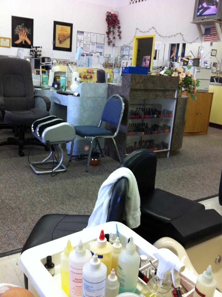 TOP NAILS & HAIR SALON CLOSED 621 Boll Weevil Cir, Enterprise